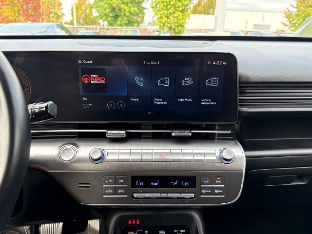 Used 2025 Hyundai Kona SEL AWD/4WD image 20
