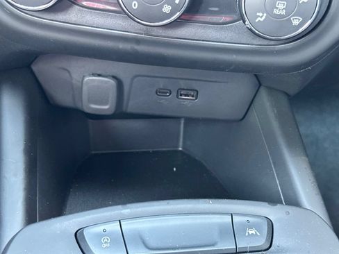 Used 2026 Chevrolet Trax LS FWD image 18