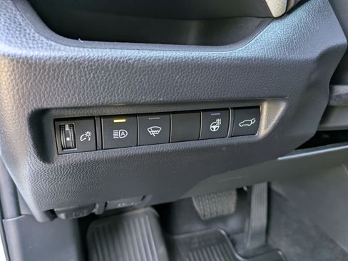 Certified 2022 Toyota RAV4 XLE image 18