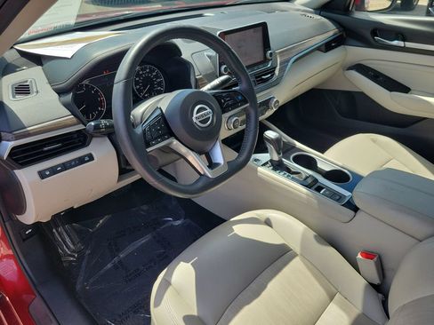 Certified 2021 Nissan Altima 2.5 SL FWD image 14
