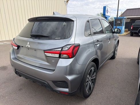 Used 2024 Mitsubishi Outlander Sport SE image 2