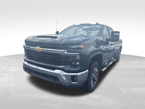 Used 2025 Chevrolet Silverado 2500 LT AWD/4WD image 7