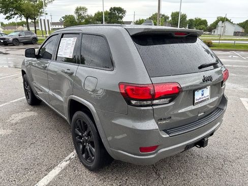 Used 2021 Jeep Grand Cherokee Laredo X AWD/4WD image 20