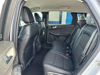 New 2025 Ford Escape PHEV FWD