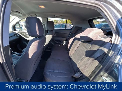 Used 2020 Chevrolet Trax LS w/ Tint and Cruise Package image 17