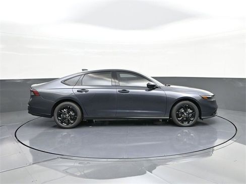 New 2025 Honda Accord SE image 21