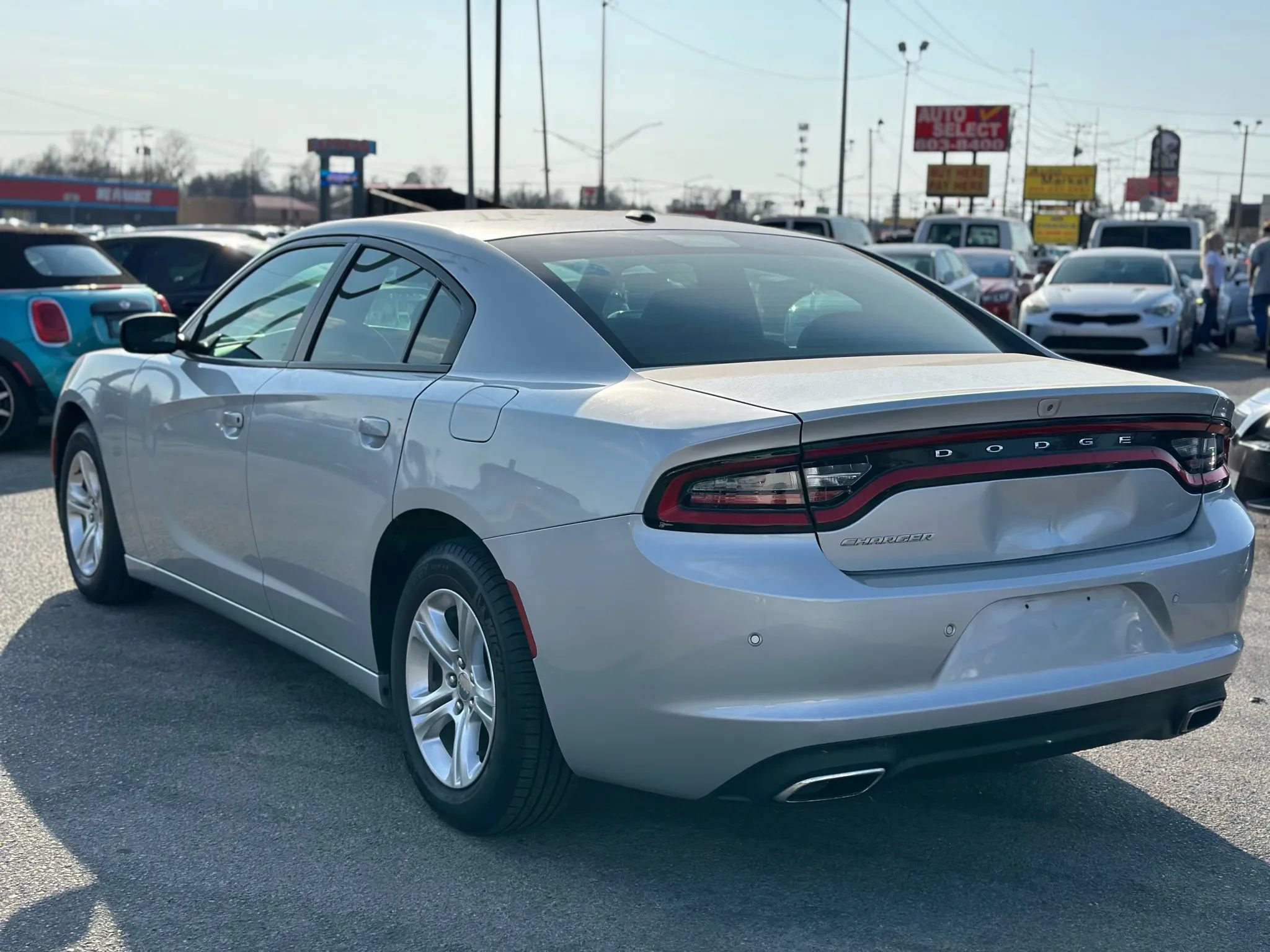 Used 2021 Dodge Charger SXT RWD image 8