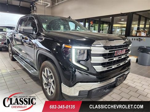 Used 2024 GMC Sierra 1500 SLE RWD image 1