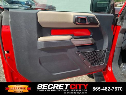 Used 2022 Ford Bronco Wildtrak AWD/4WD image 13
