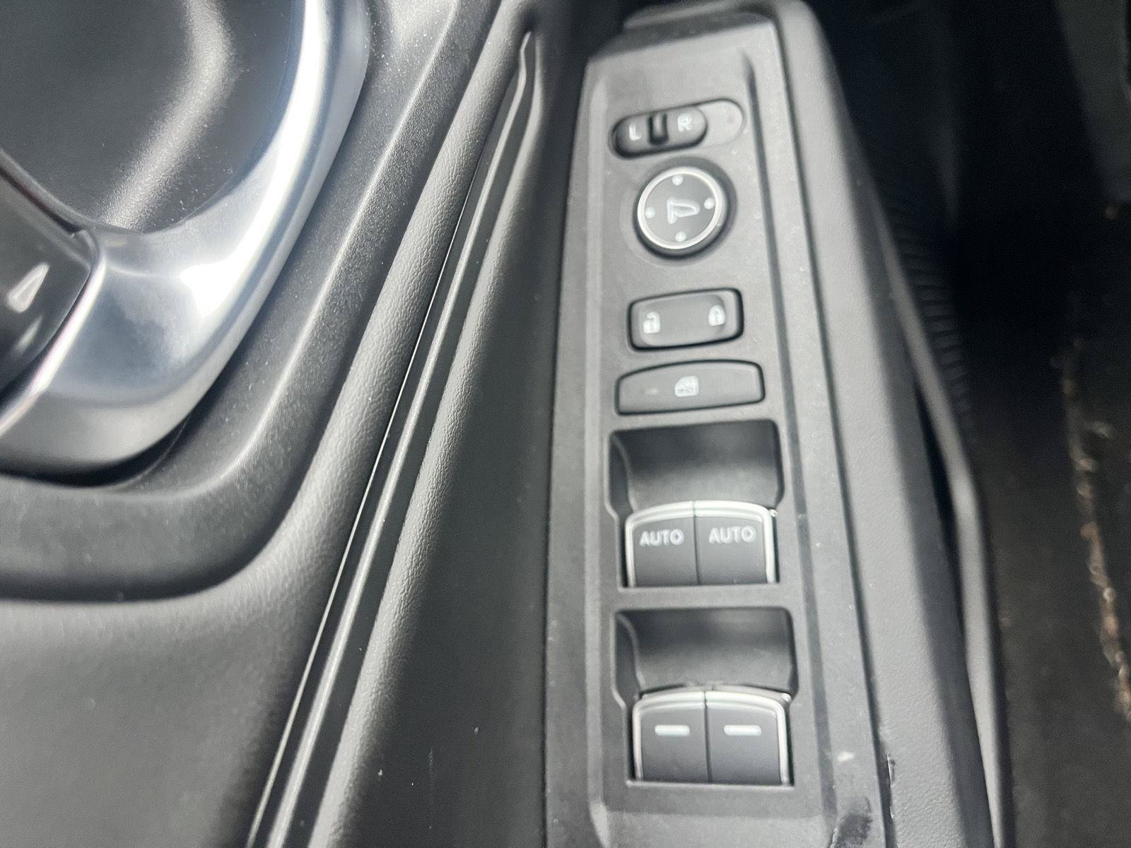 Used 2025 Honda Accord SE image 23