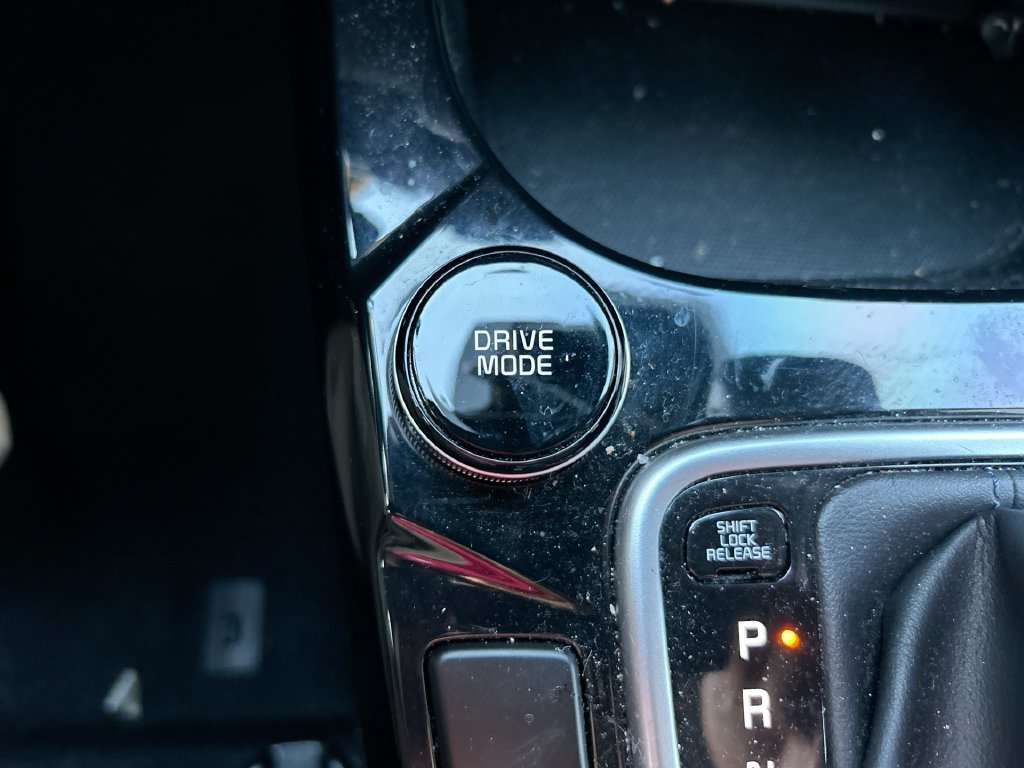 Used 2023 Kia Seltos S w/ Navigation Package FWD image 33