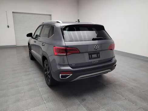 Used 2023 Volkswagen Taos SE w/ Black Wheel Package FWD image 6