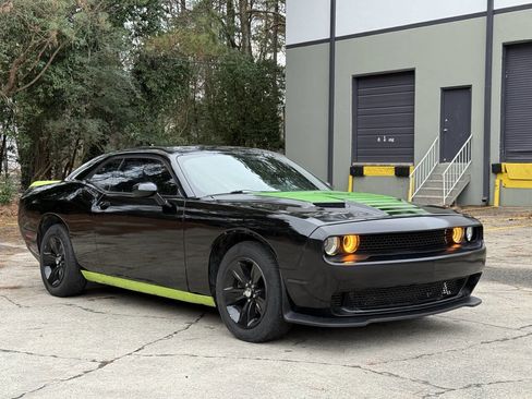 Used 2016 Dodge Challenger SXT w/ Sound Group image 1
