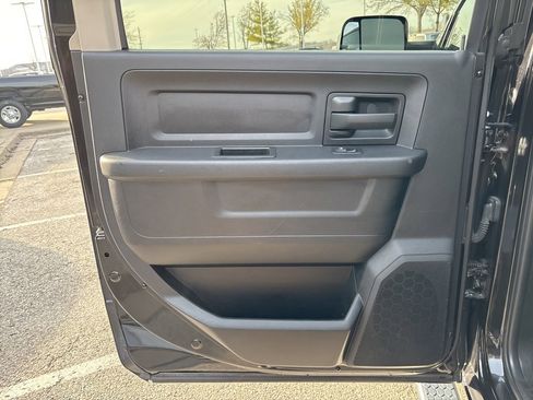 Used 2017 RAM 2500 Tradesman w/ Popular Equipment Group image 39