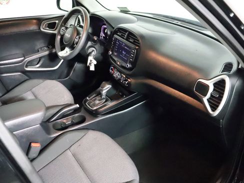 Used 2024 Kia Soul LX w/ Option Group 015 image 49