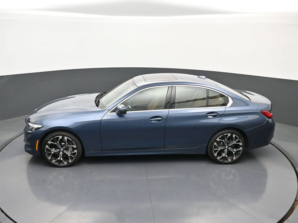 Used 2026 BMW 330i xDrive Sedan AWD/4WD image 32
