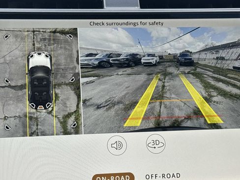 New 2026 Land Rover Discovery Limited Edition image 12