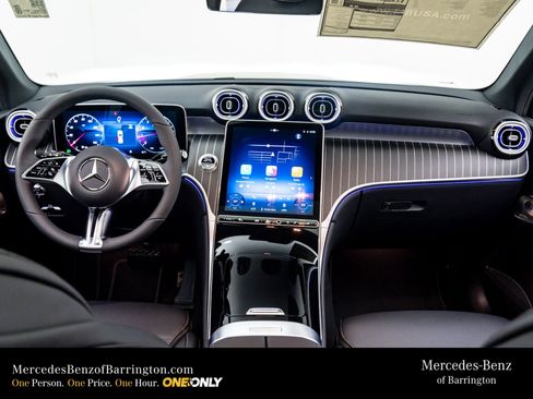 New 2026 Mercedes-Benz GLC 300 4MATIC image 11