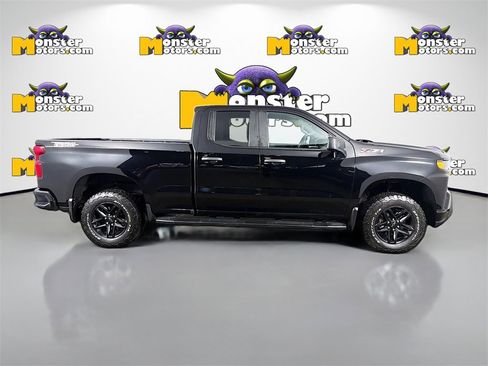 Used 2020 Chevrolet Silverado 1500 Custom Trail Boss w/ Custom Convenience Package image 4