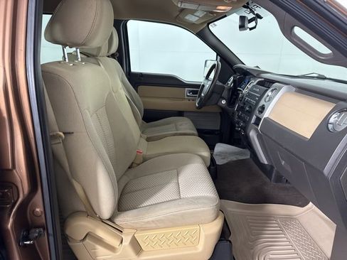 Used 2011 Ford F150 XLT w/ XLT Chrome Pkg image 12