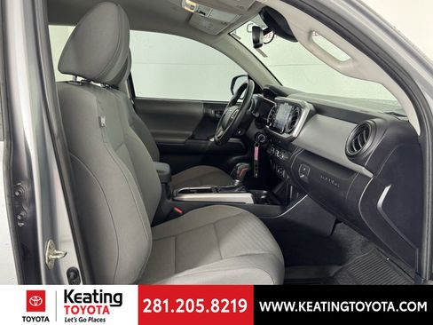 Used 2020 Toyota Tacoma SR5 image 19