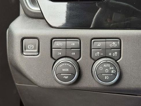 Used 2022 Chevrolet Silverado 1500 LTZ image 20