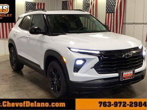New 2026 Chevrolet TrailBlazer LT w/ Midnight Edition AWD/4WD image 1