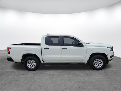 Used 2025 Nissan Frontier S AWD/4WD image 4