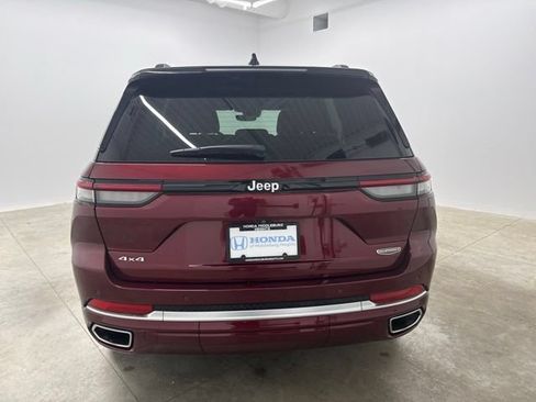 Used 2025 Jeep Grand Cherokee Summit AWD/4WD image 6