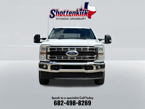 Used 2026 Ford F250 XLT AWD/4WD image 2