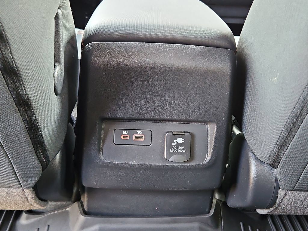 Used 2023 Nissan Frontier PRO-4X w/ Pro Convenience Package AWD/4WD image 28