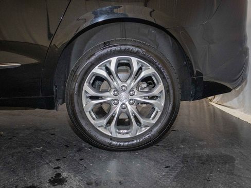 Used 2020 Buick Enclave Avenir w/ Avenir Technology Package image 9