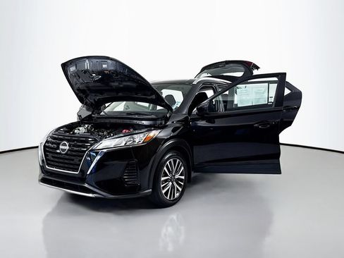 Used 2023 Nissan Kicks SV FWD image 17