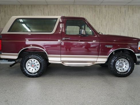Used 1996 Ford Bronco Eddie Bauer image 6