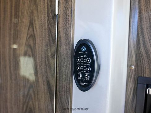 Used 2017 Mercedes-Benz Sprinter 3500 image 68