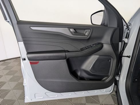 New 2025 Ford Escape Active w/ Cold Weather Package image 11