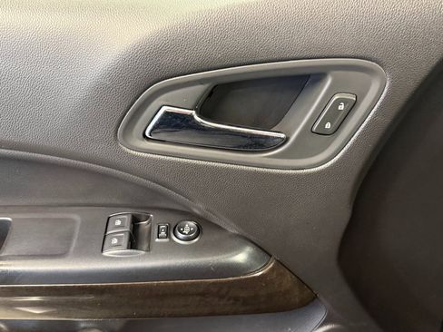 Used 2017 GMC Canyon SLE w/ SLE Convenience Package image 18