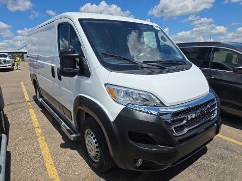 Used 2025 RAM ProMaster 2500 w/ U-Haul Equipment Group FWD image 2