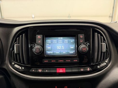 Used 2017 RAM ProMaster City Tradesman SLT w/ Rear Back-up Camera Group image 18