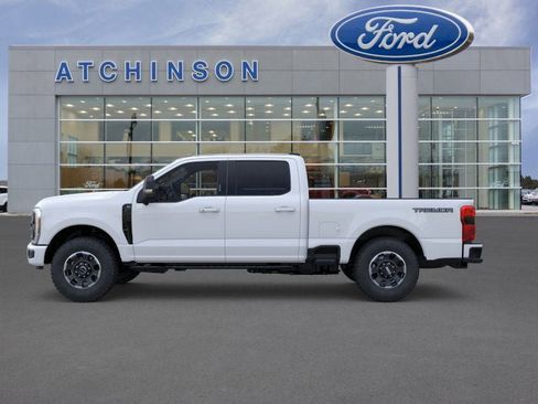 New 2026 Ford F250 XLT w/ XLT Premium Package image 3