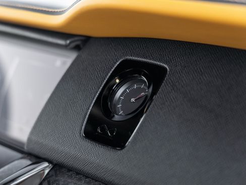 Used 2023 Rolls-Royce Cullinan Black Badge w/ Dark Exterior Package image 50