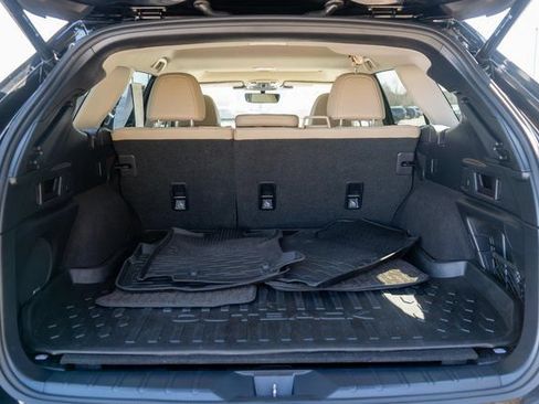 Used 2025 Subaru Outback Limited AWD/4WD image 11