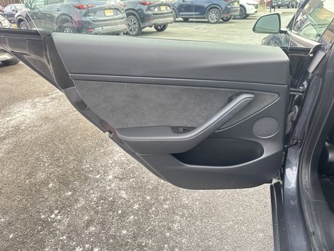 Used 2021 Tesla Model 3 Long Range image 20
