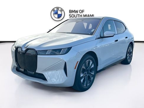 New 2026 BMW iX xDrive45 w/ Premium Package image 3