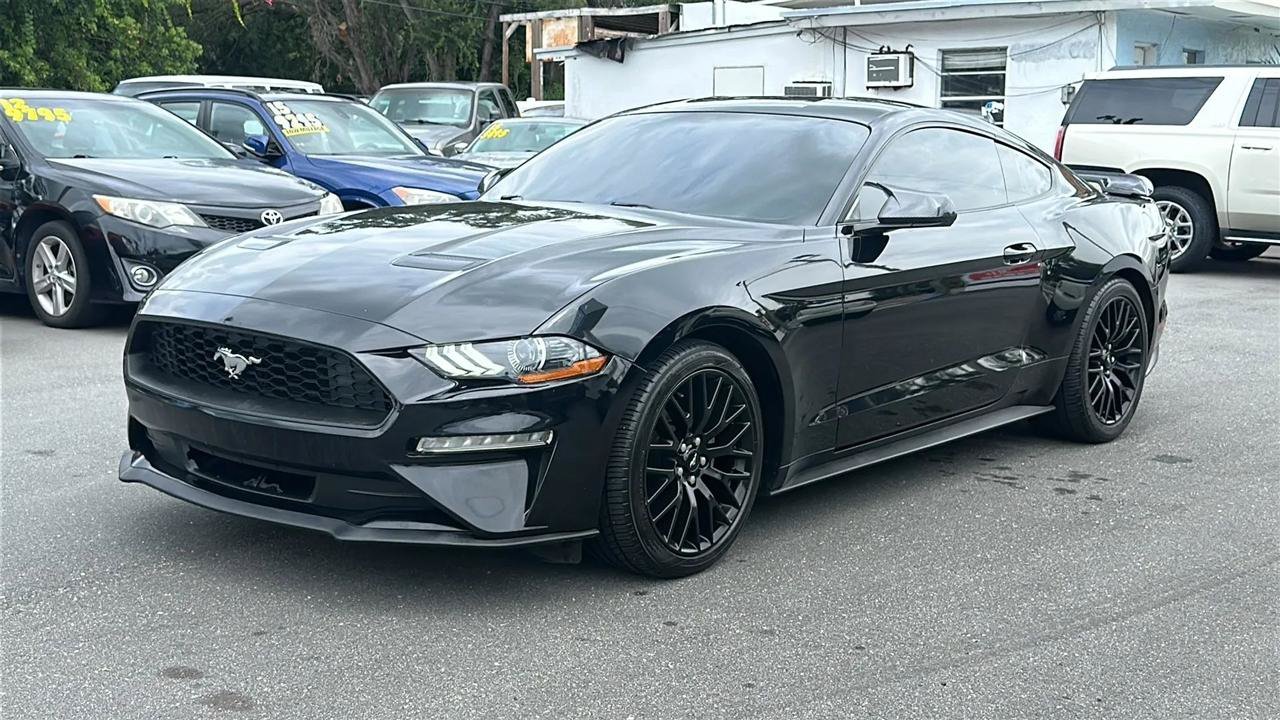 Used 2018 Ford Mustang Coupe RWD image 45