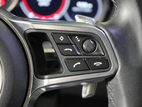 Used 2023 Porsche Cayenne AWD/4WD image 27