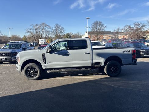 New 2026 Ford F350 Lariat w/ Black Appearance Package AWD/4WD image 7