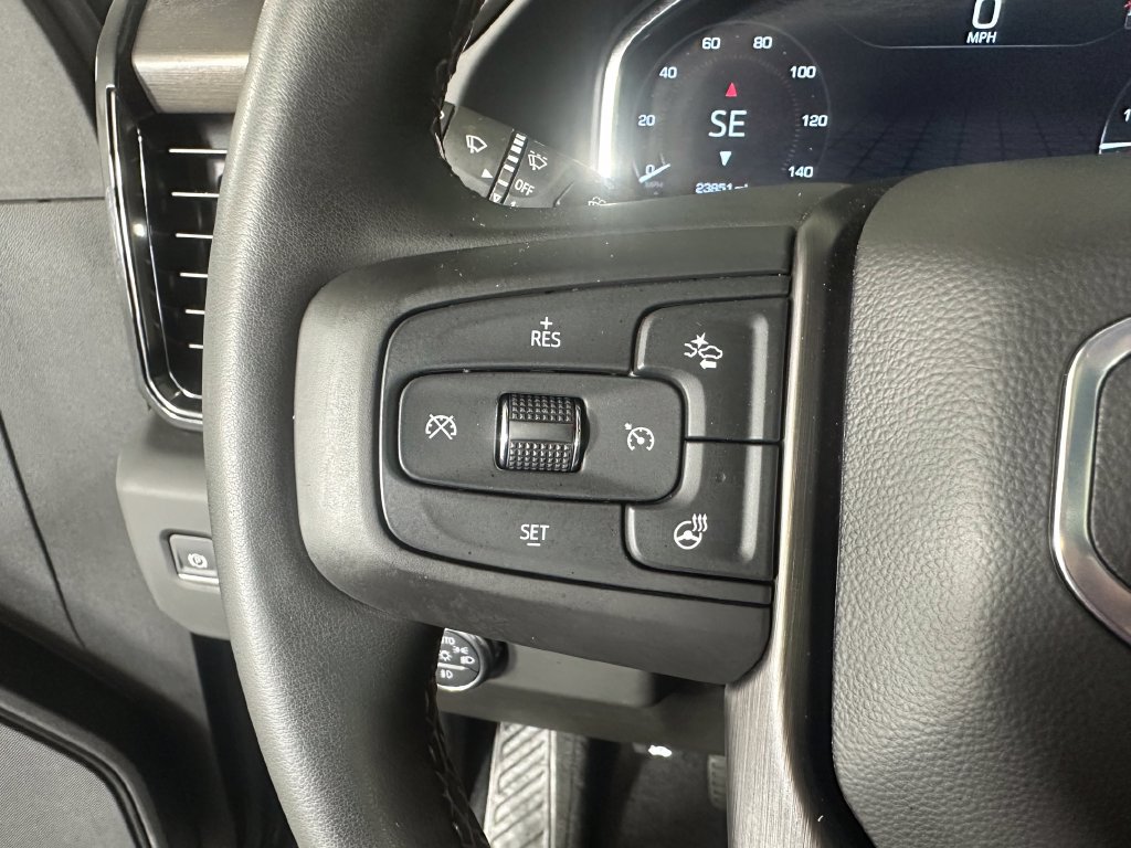 Used 2025 GMC Sierra 2500 AT4 w/ AT4 Premium Plus Package AWD/4WD image 13