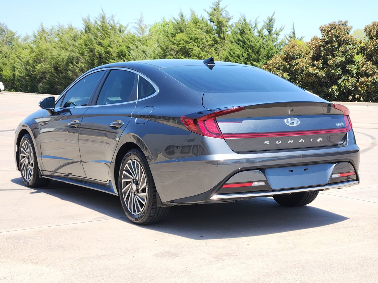 Used 2023 Hyundai Sonata SEL w/ Cargo Package FWD image 3