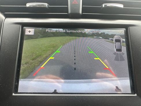 Used 2019 Ford Fusion SE w/ Equipment Group 151A FWD image 8